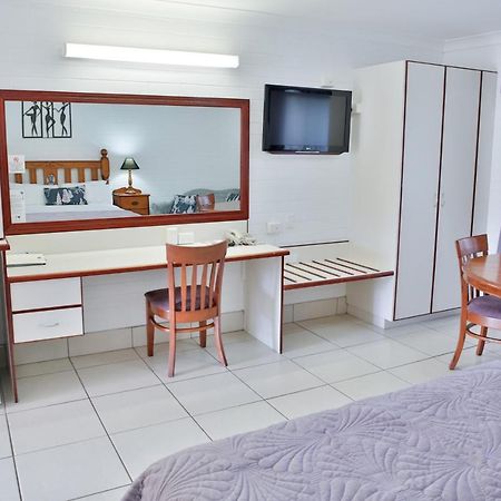 Central Park Motel Rockhampton Bagian luar foto