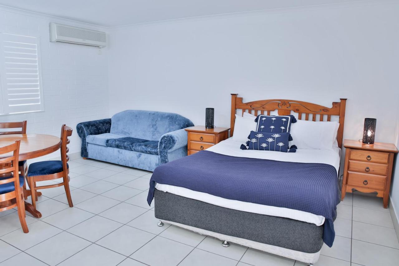 Central Park Motel Rockhampton Bagian luar foto