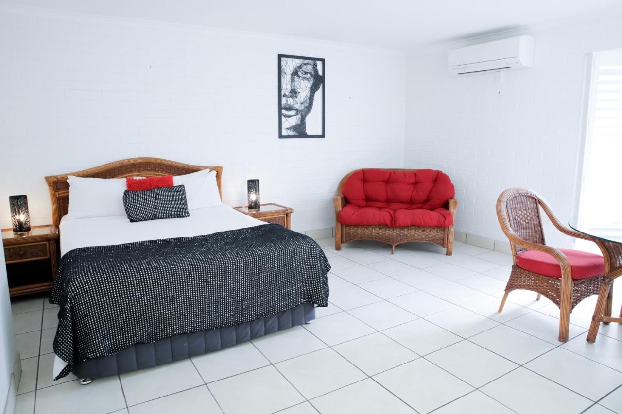 Central Park Motel Rockhampton Bagian luar foto