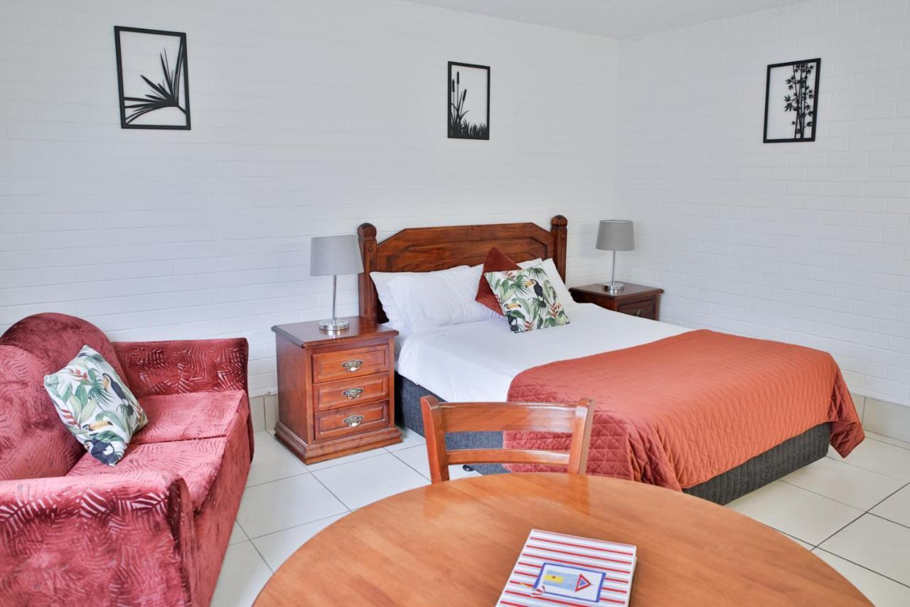 Central Park Motel Rockhampton Bagian luar foto