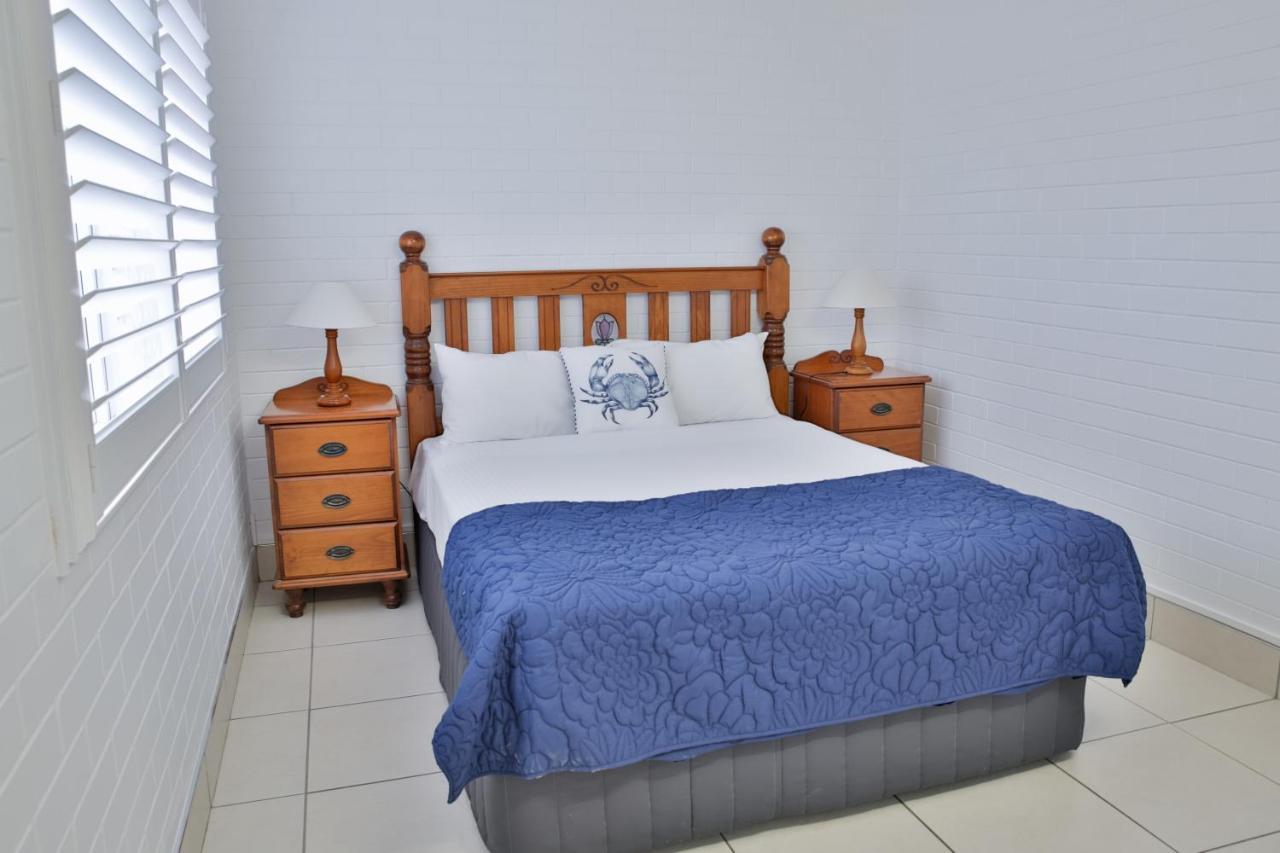 Central Park Motel Rockhampton Bagian luar foto